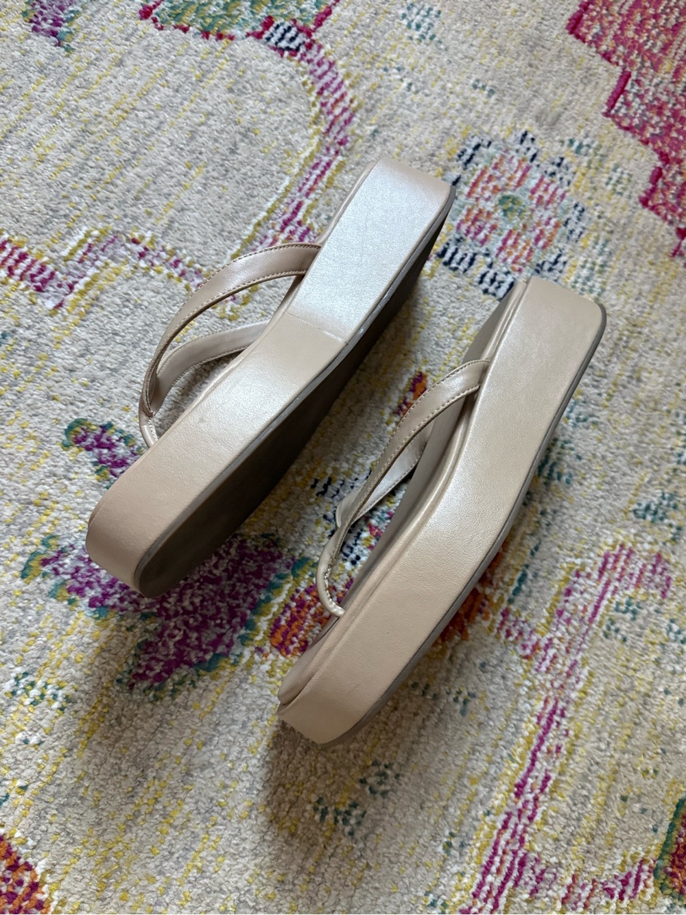 Seychelles Beige Wedge Flip Flops Size 8.5 - Picture 4 of 5